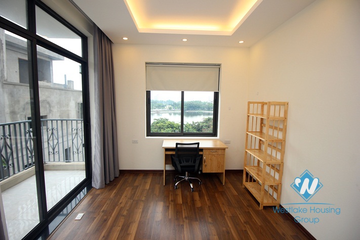 Modern 2 bedroom apartment for rent in Dong Da